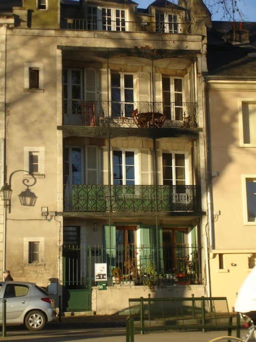 Appart Gite Les Oiseaux- Face Loire Quai Du Chatelet Orléans Exterior foto
